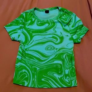 90’s style crop top